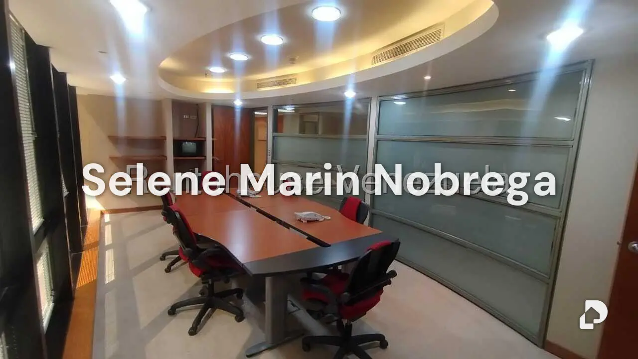 Oficina en Las Mercedes, Caracas – 8