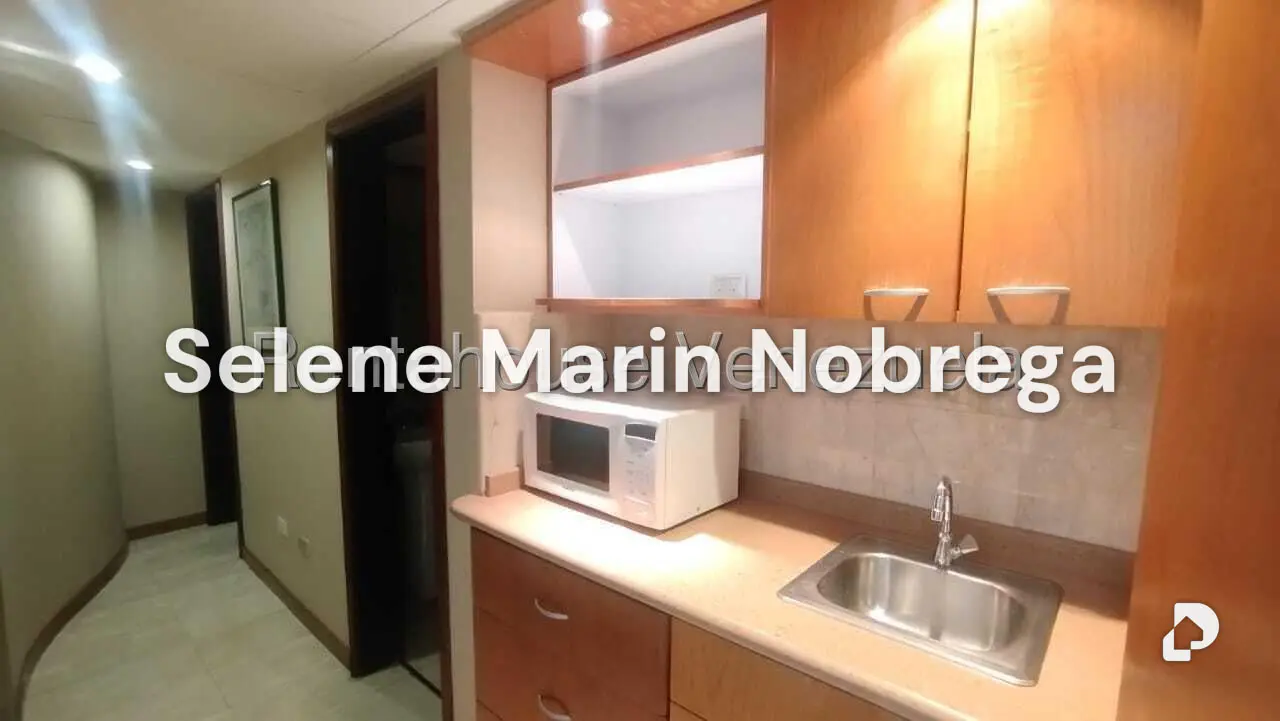 Oficina en Las Mercedes, Caracas – 14