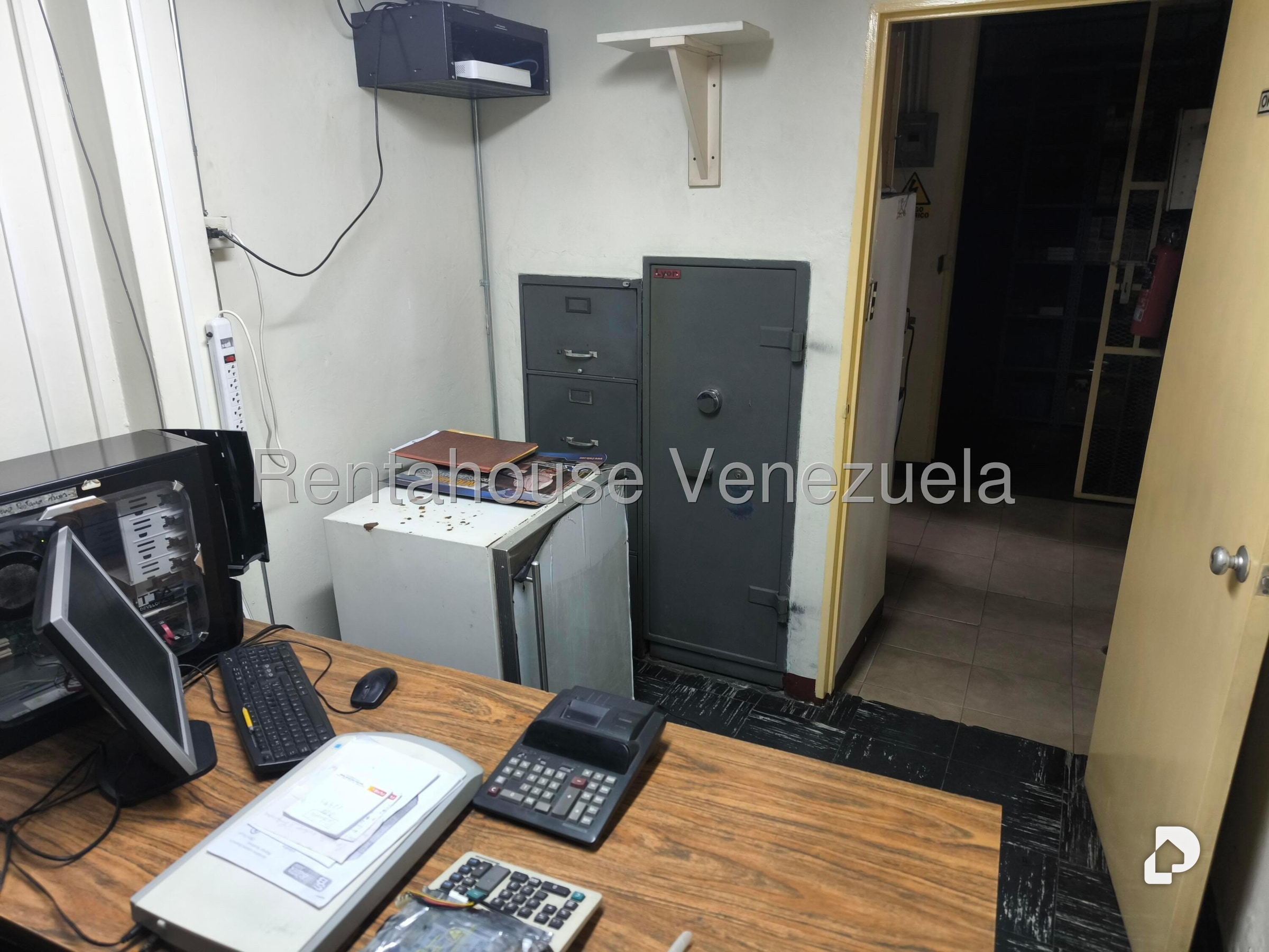 Local comercial en Chapellín, Caracas