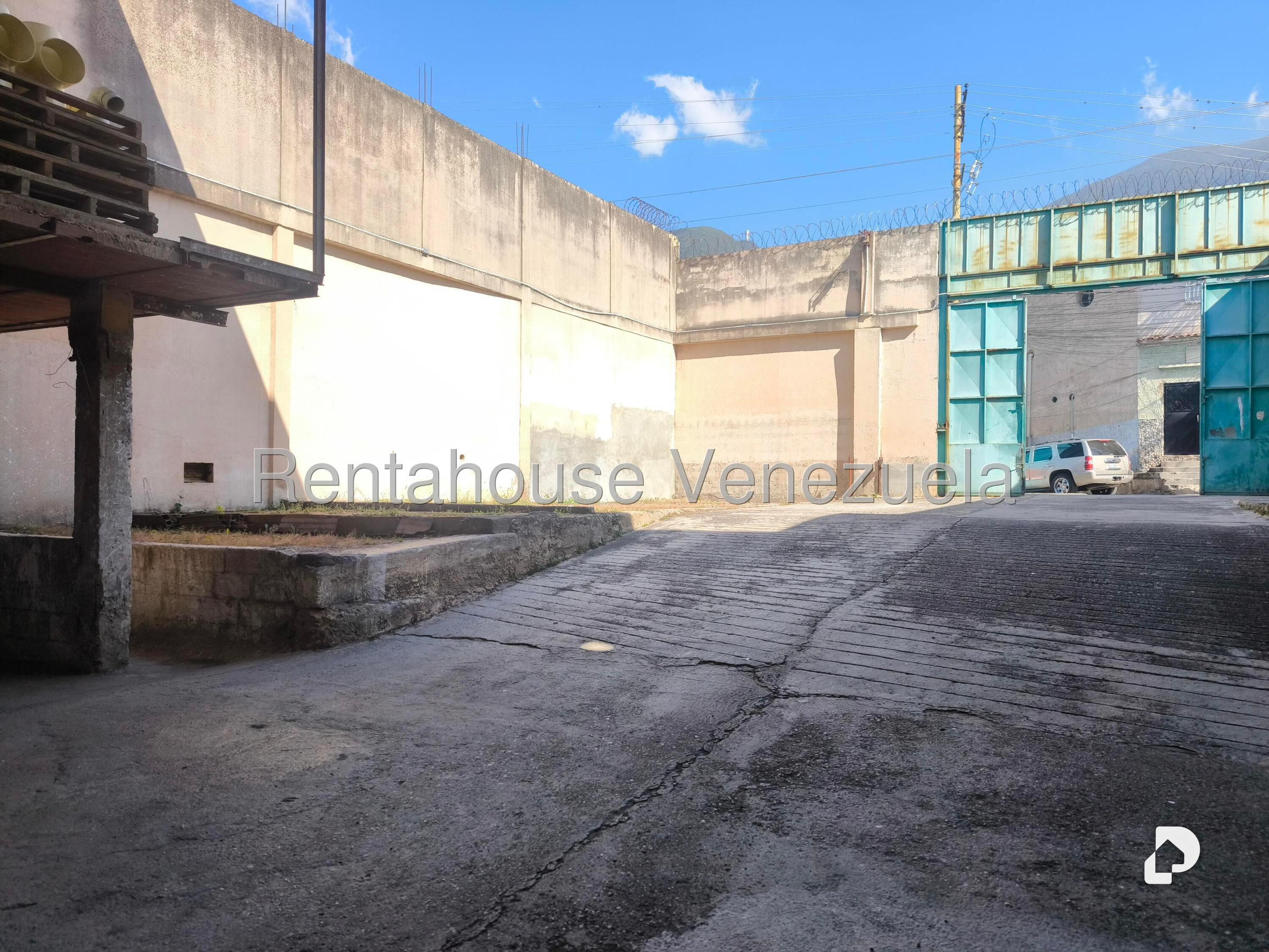 Local comercial en Chapellín, Caracas