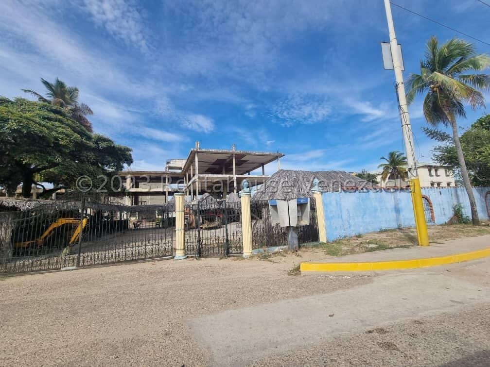 Terreno en Playa Norte, Chichiriviche - 1