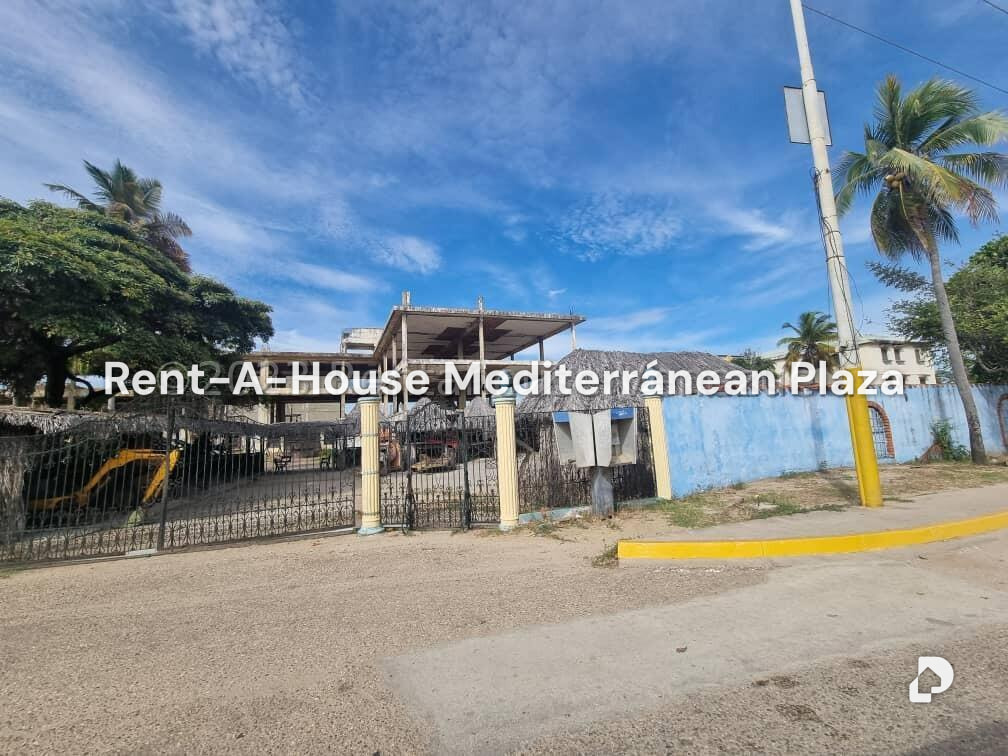 Terreno en Playa Norte, Chichiriviche – 1