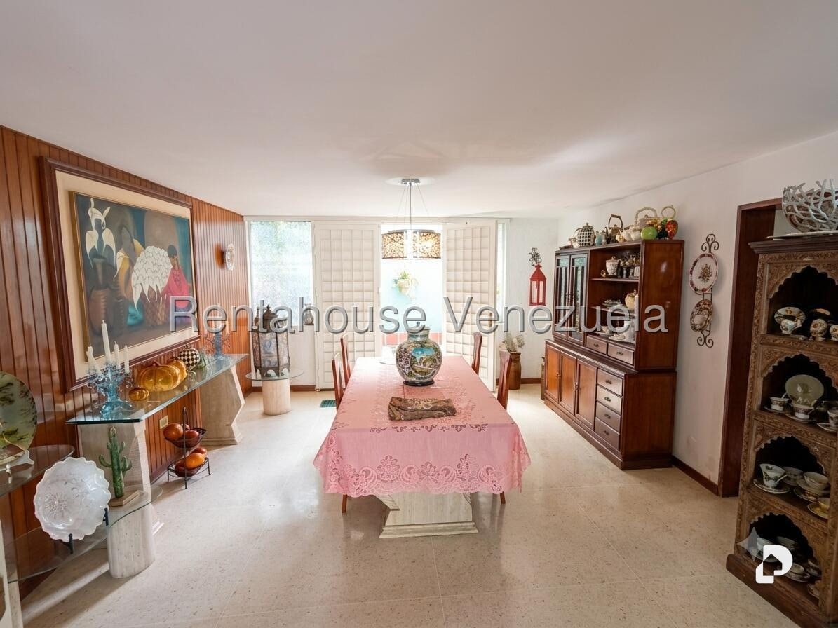 Casa en Prados del Este, Caracas – 19