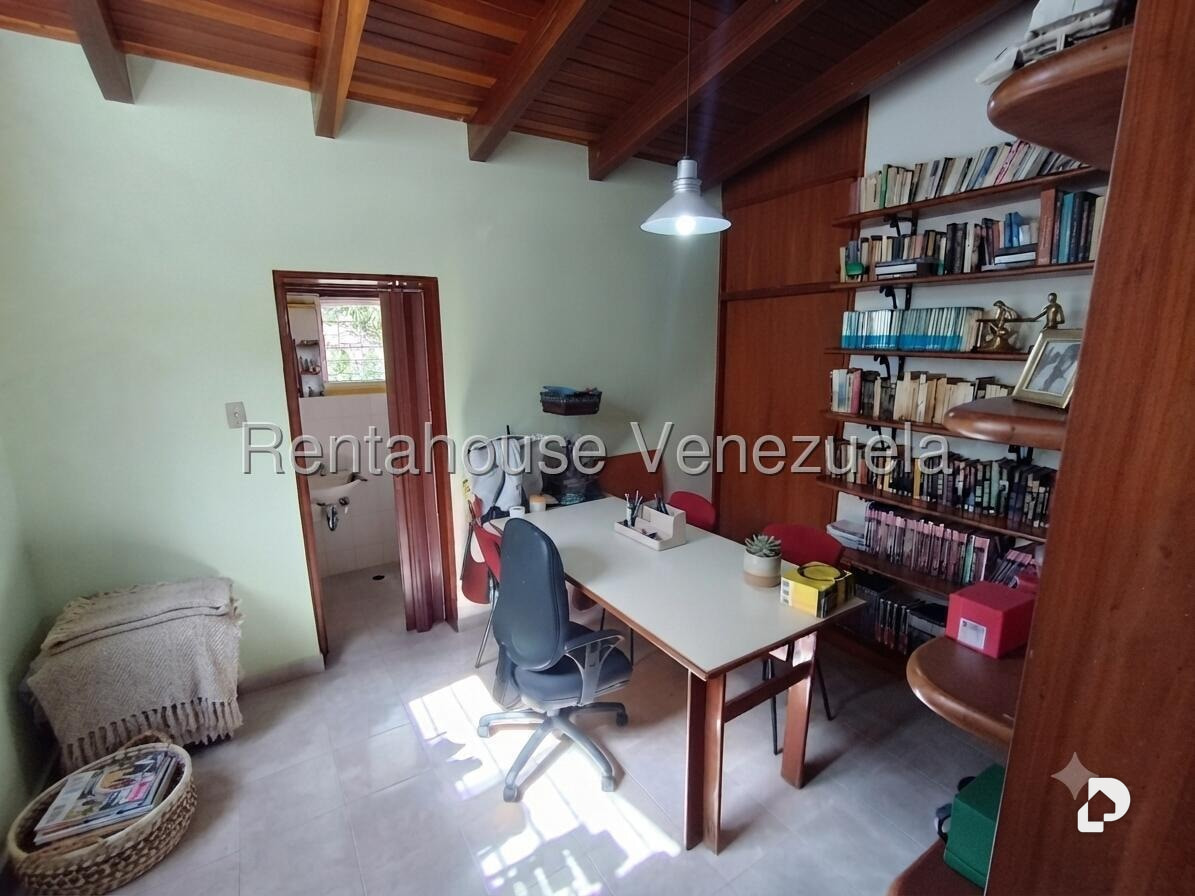 Casa en Prados del Este, Caracas – 13