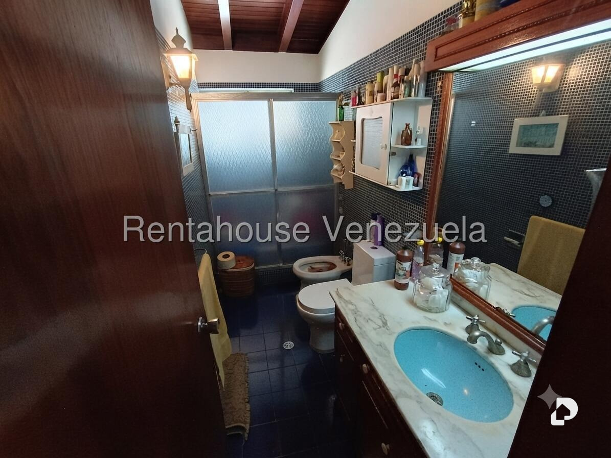 Casa en Prados del Este, Caracas – 11