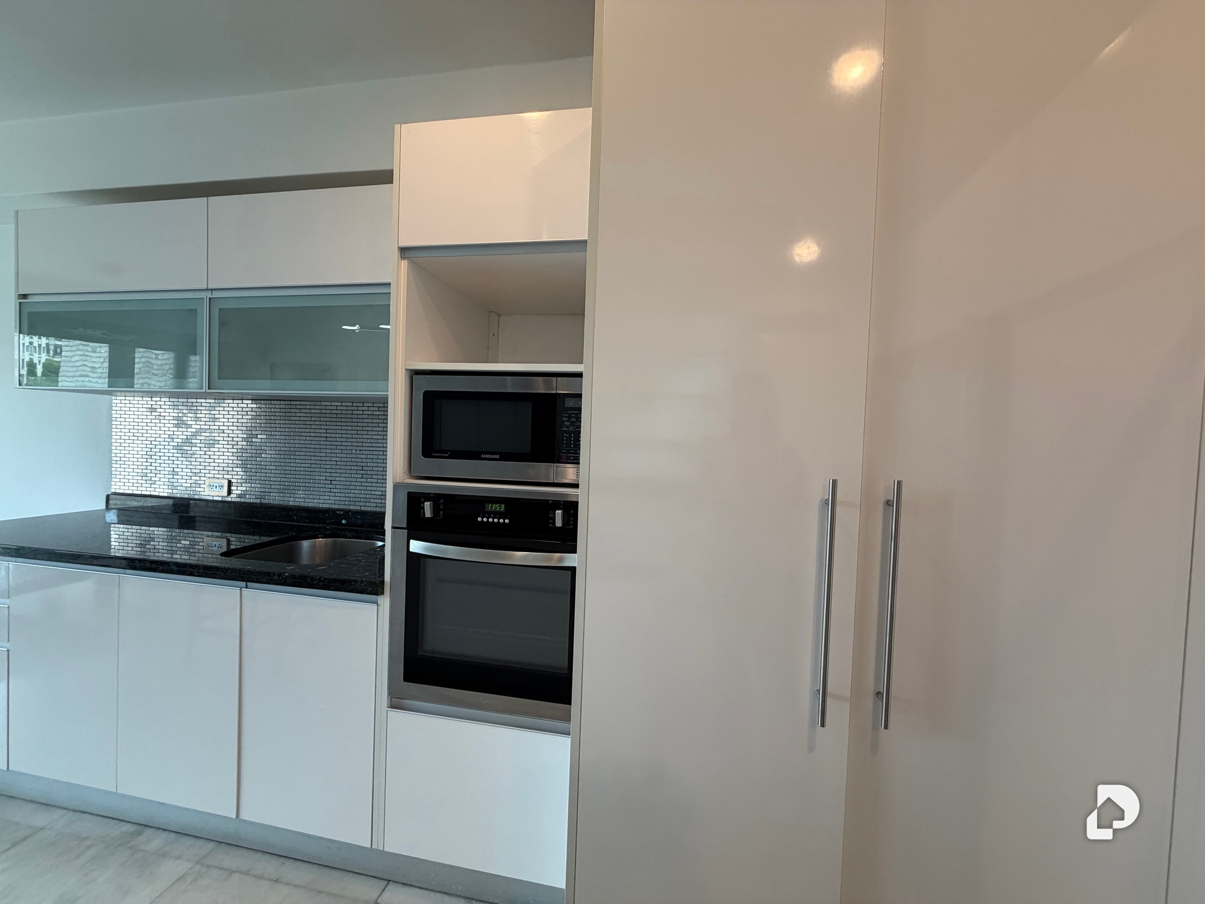 Apartamento en El Rosal, Caracas – 4