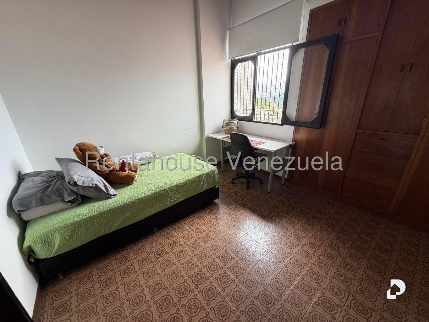 Casa en Alto Prado, Caracas – 13