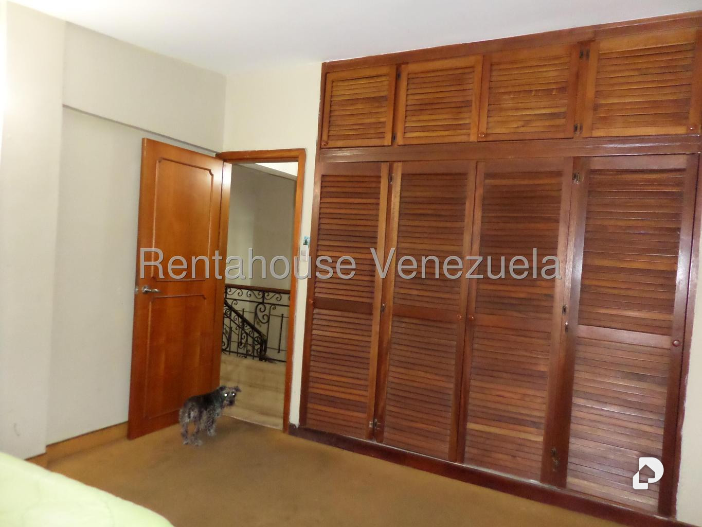 Casa en Colinas de Vista Alegre, Caracas – 30