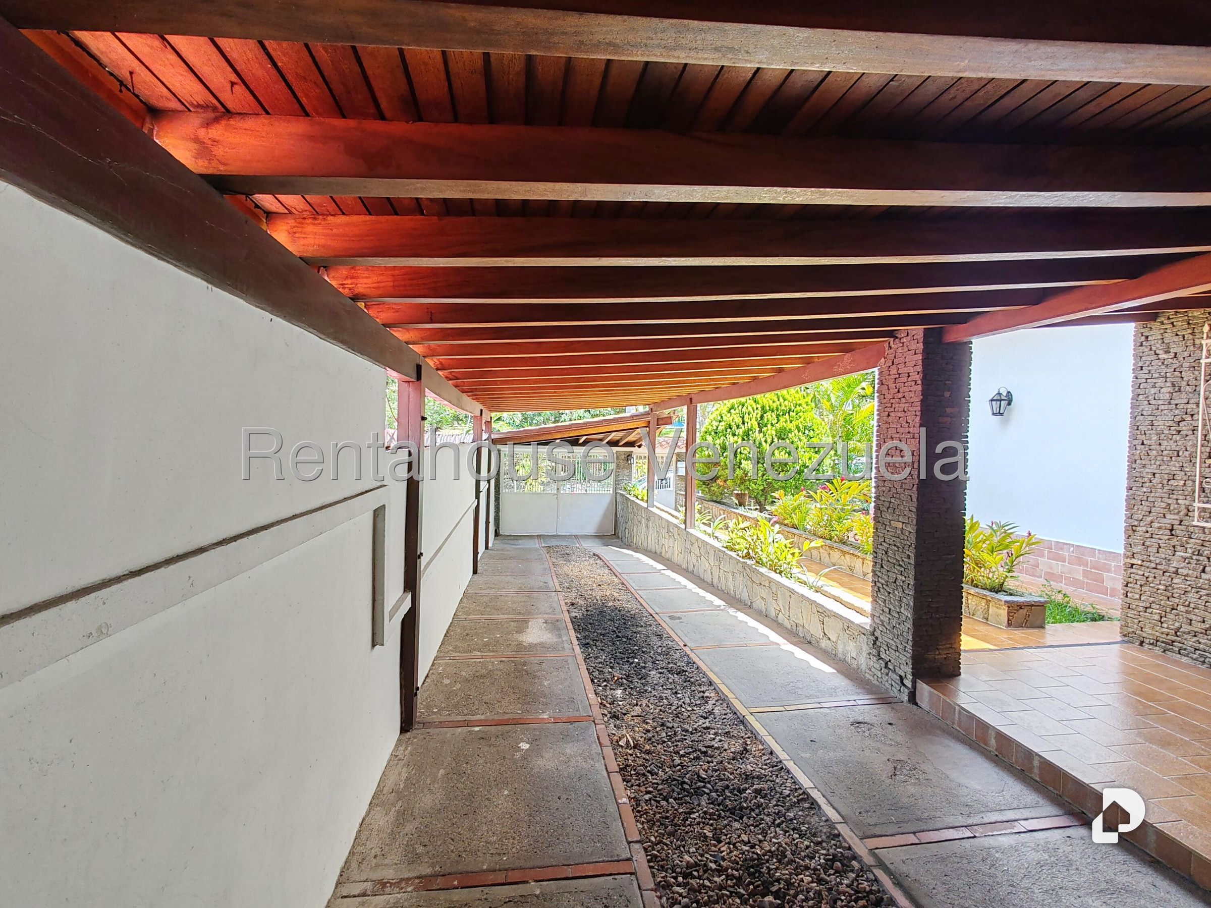 Casa en Macaracuay, Caracas – 11