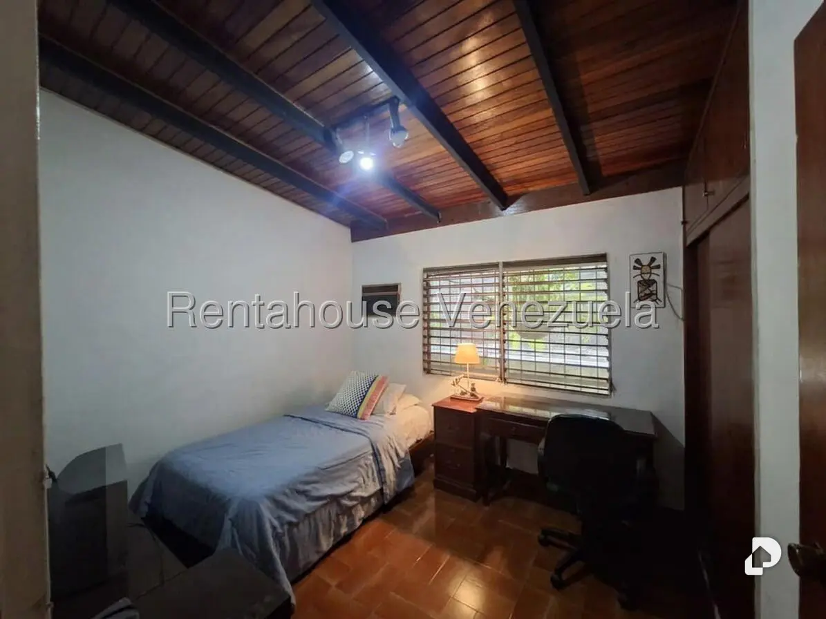 Casa en Prados del Este, Caracas – 18