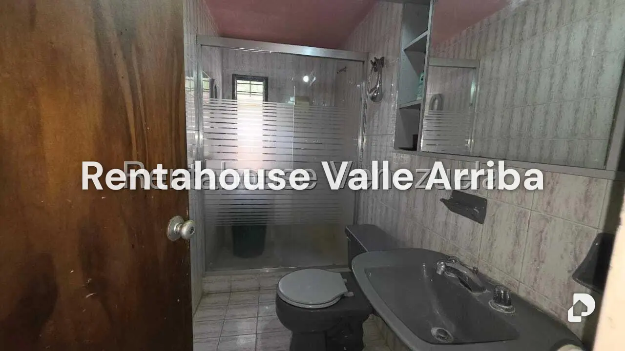Casa en Macaracuay, Caracas – 18