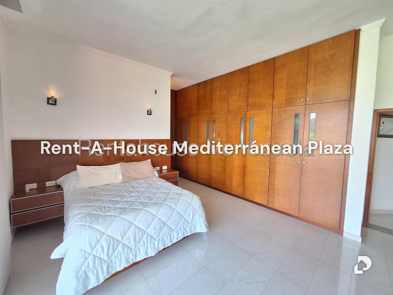 Casa en Altos de Guataparo, Valencia