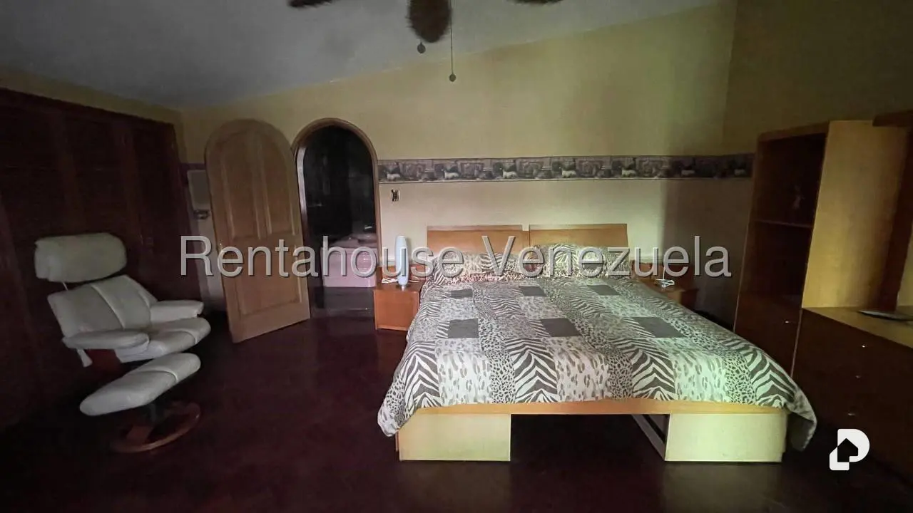 Casa en Prados del Este, Caracas – 15