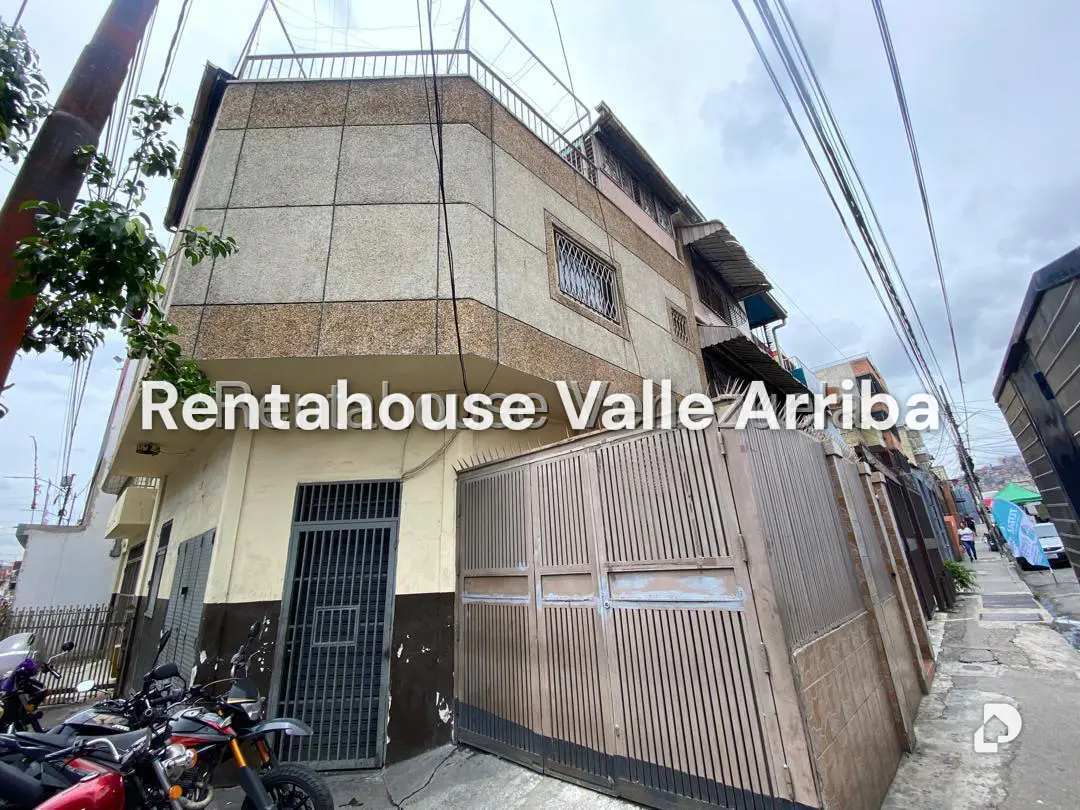 Casa en Catia, Caracas – 1