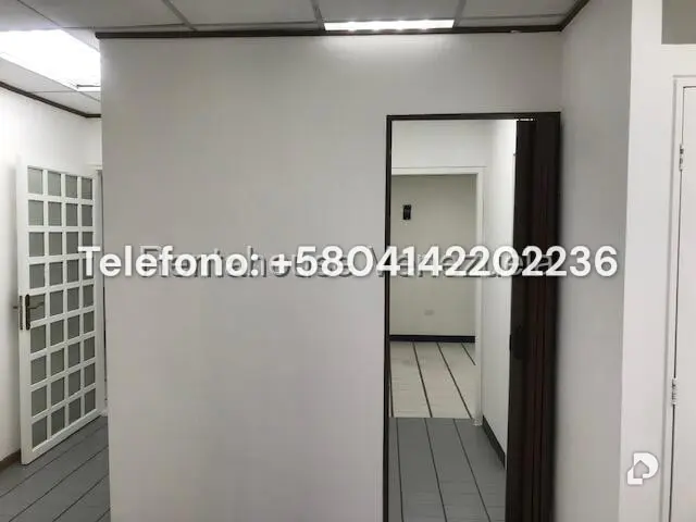 Oficina en Los Cortijos de Lourdes, Caracas – 6