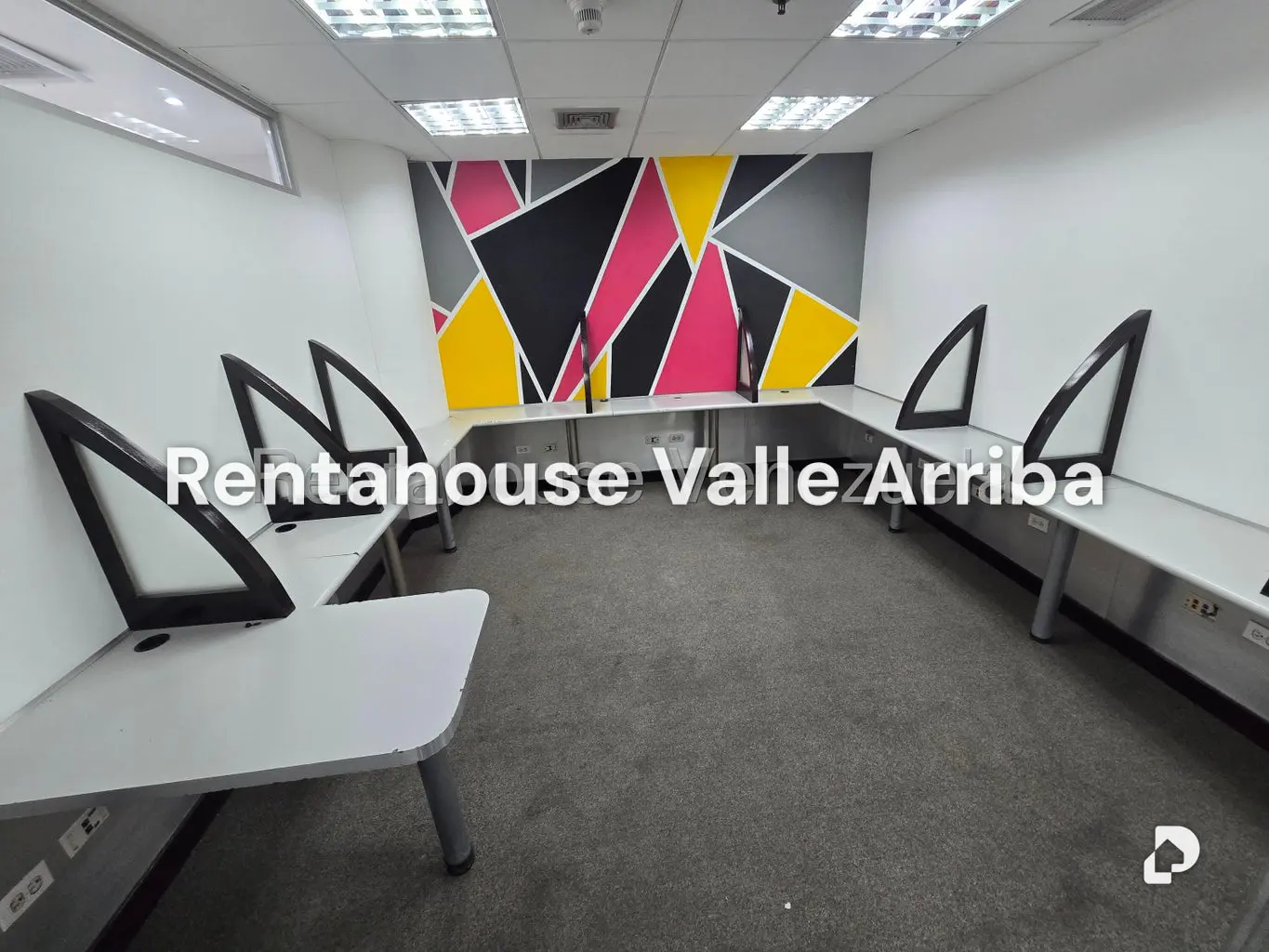 Local comercial en El Recreo, Caracas – 11