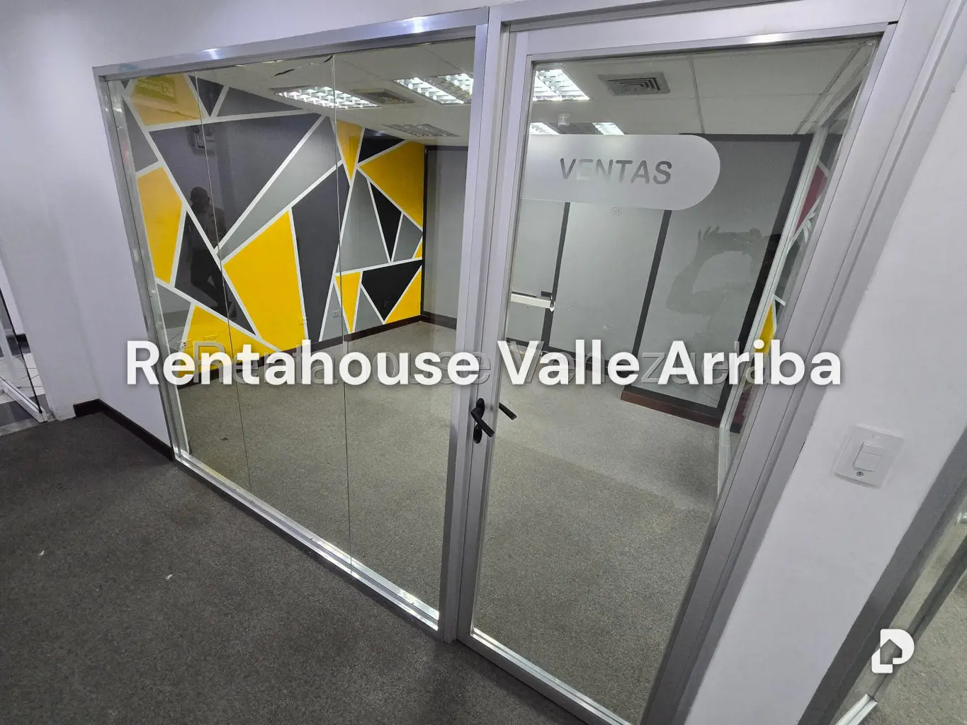 Local comercial en El Recreo, Caracas – 4