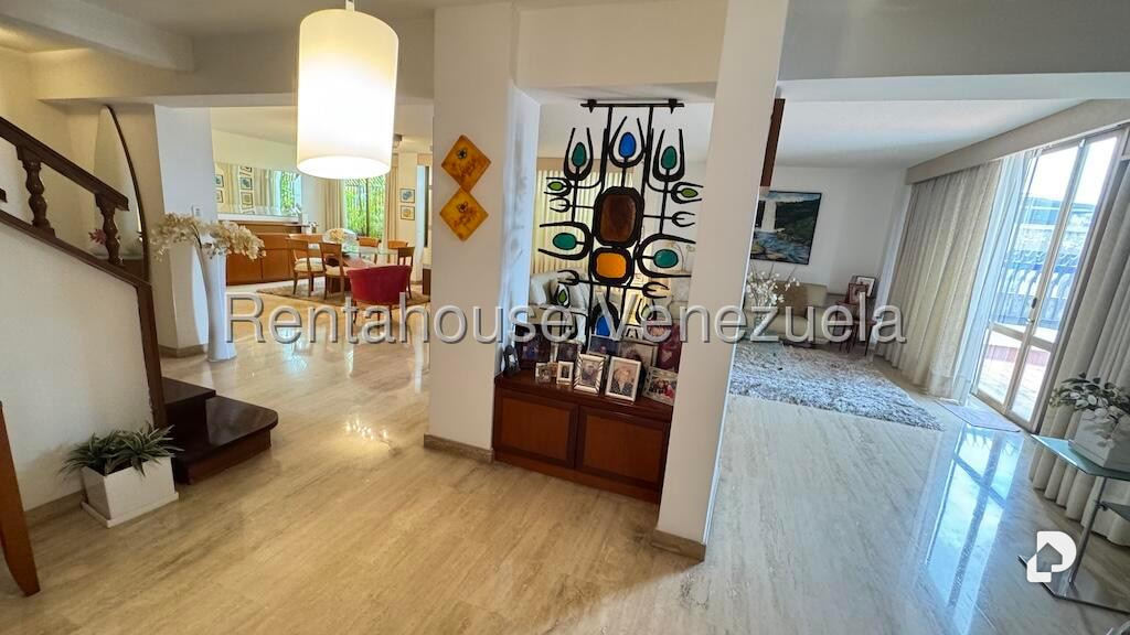 Apartamento en San Bernardino, Caracas – 13