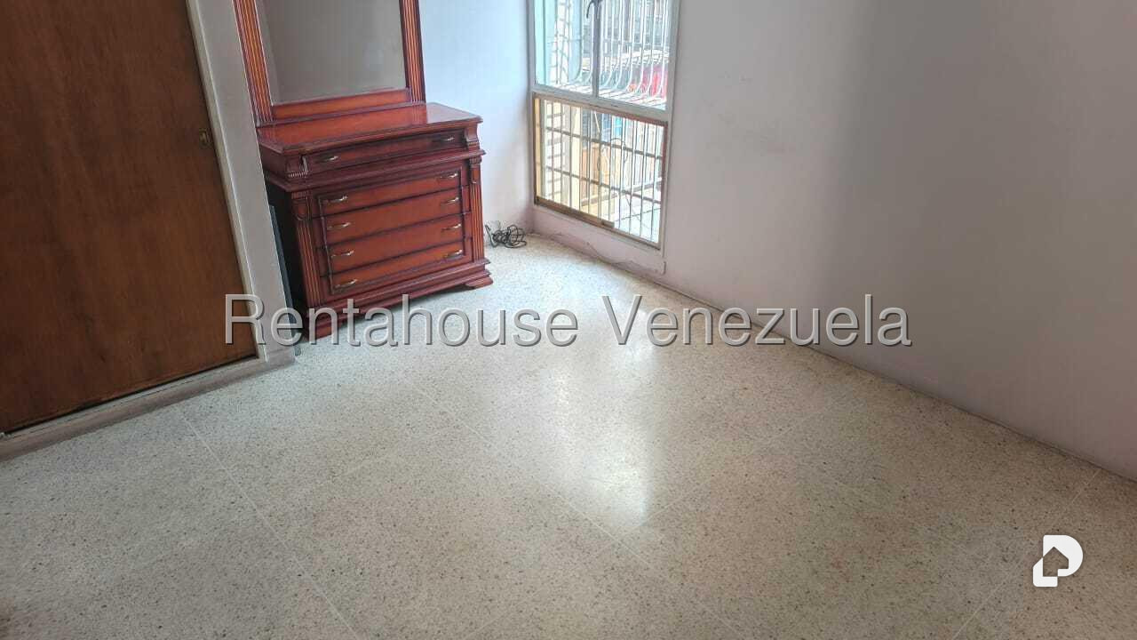 Apartamento en Catia, Caracas – 13