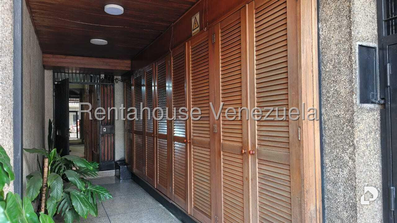 Apartamento en Catia, Caracas – 2