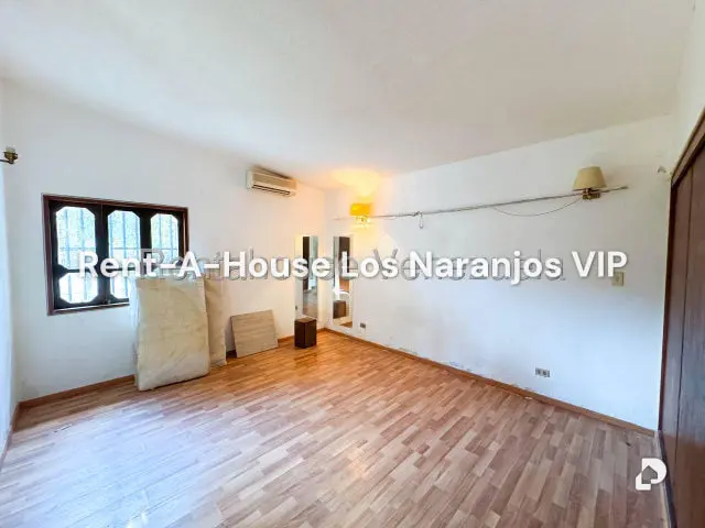 Casa en Valle Arriba, Caracas – 17