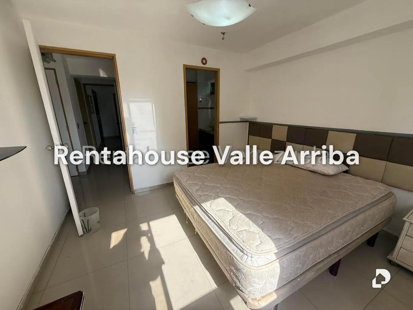 Apartamento en El Paraíso, Caracas – 11