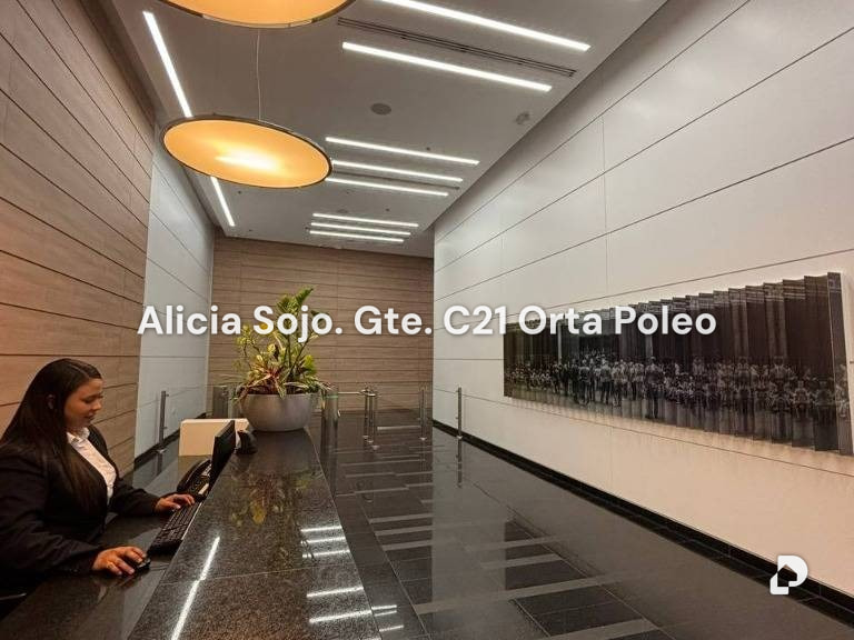 Oficina en Las Mercedes, Caracas – 6