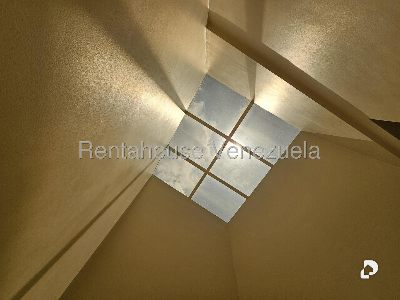 Penthouse en Alta Florida, Caracas – 18