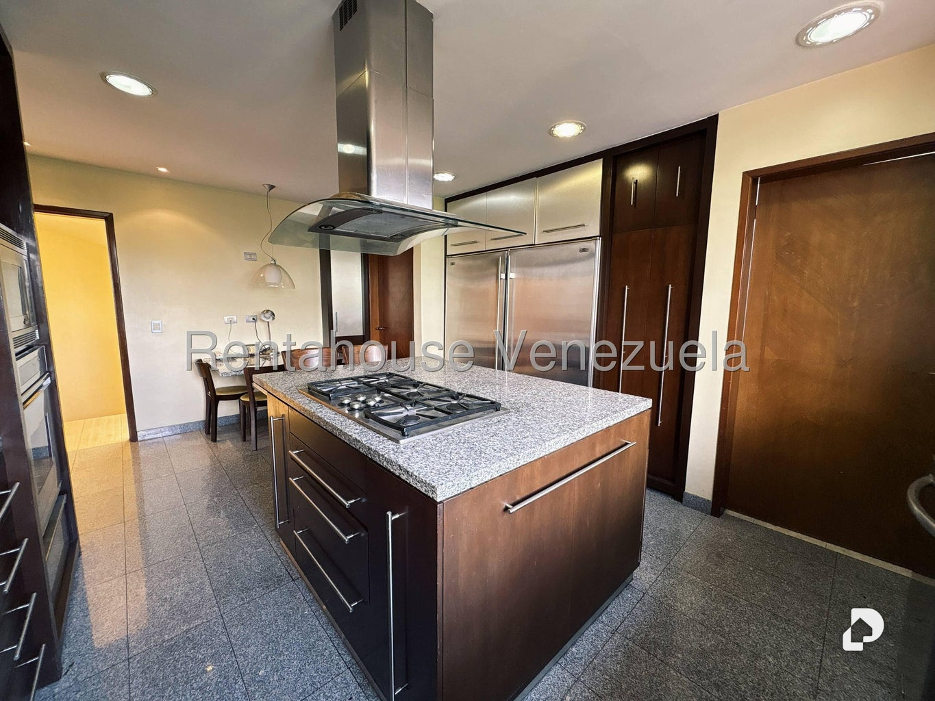 Penthouse en Alta Florida, Caracas – 31