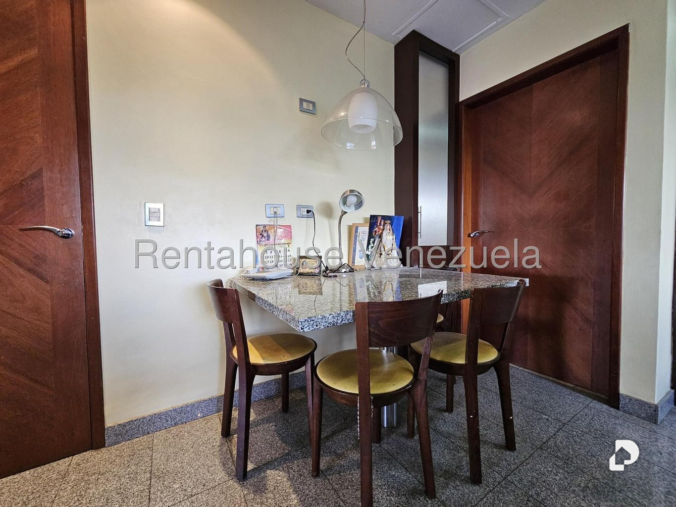 Penthouse en Alta Florida, Caracas – 32