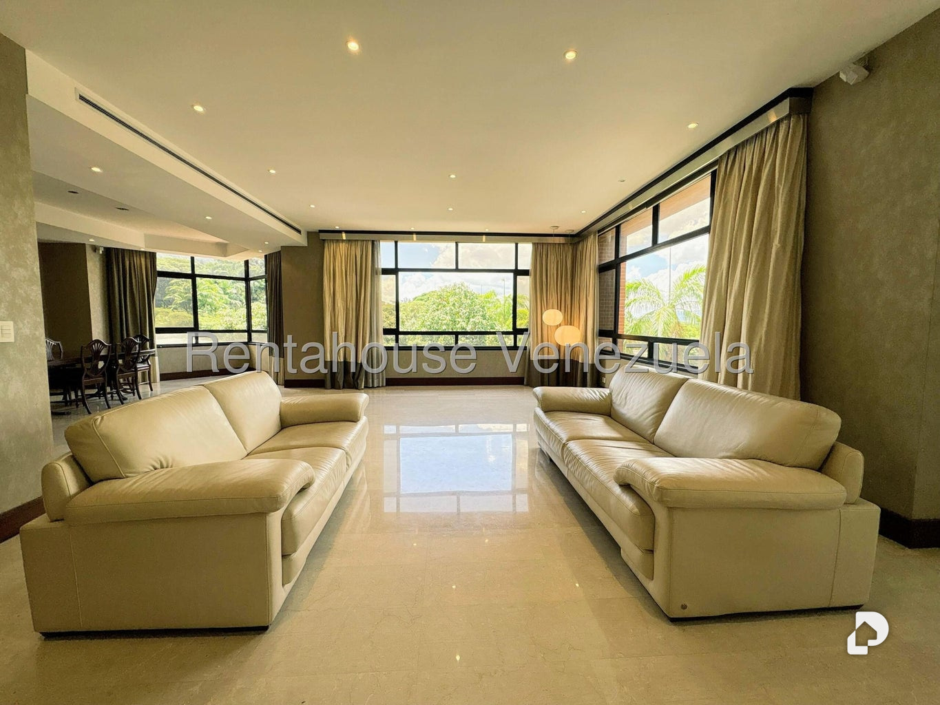 Penthouse en Alta Florida, Caracas – 25