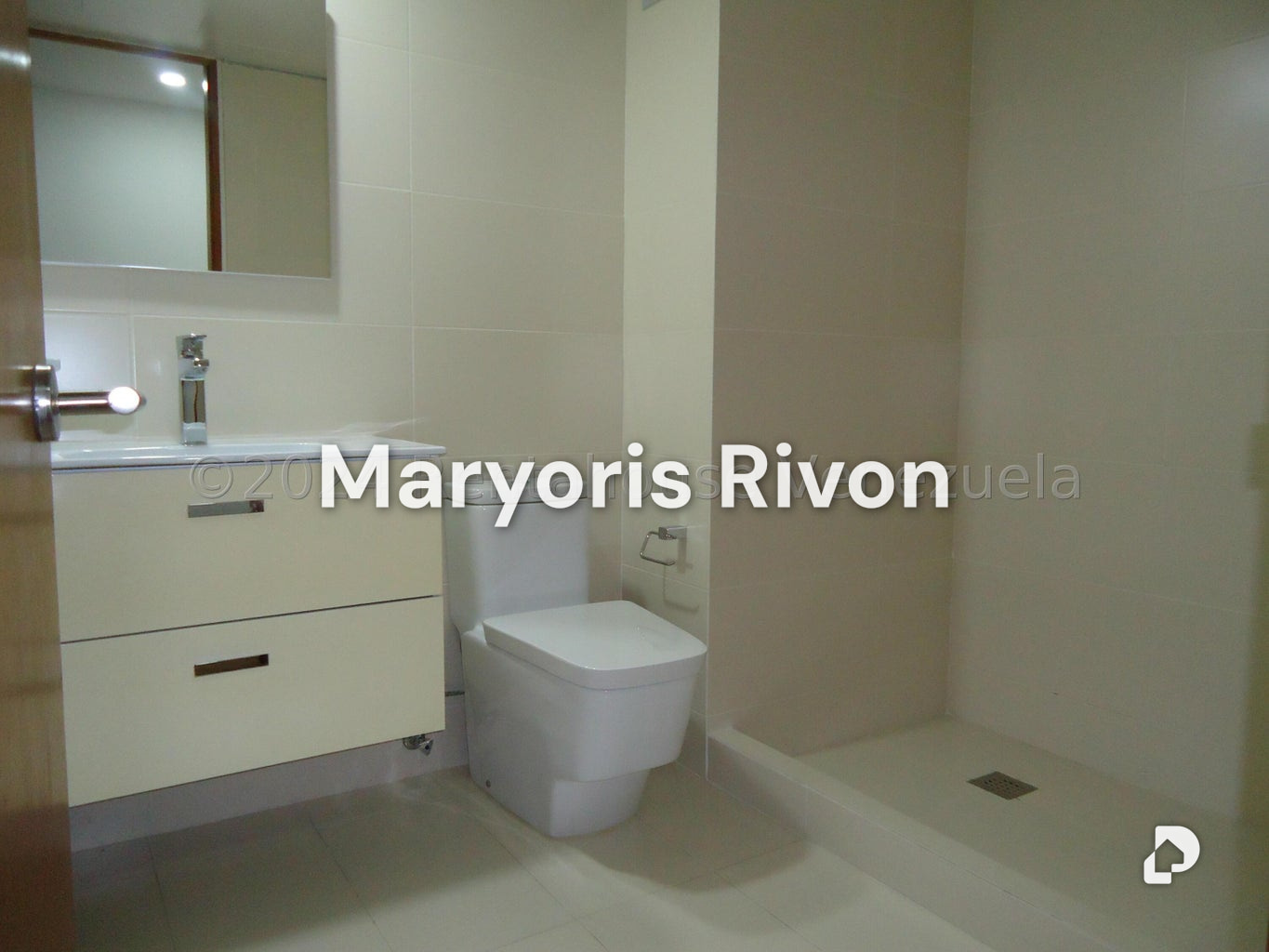 Apartamento en Campo Alegre, Caracas – 21