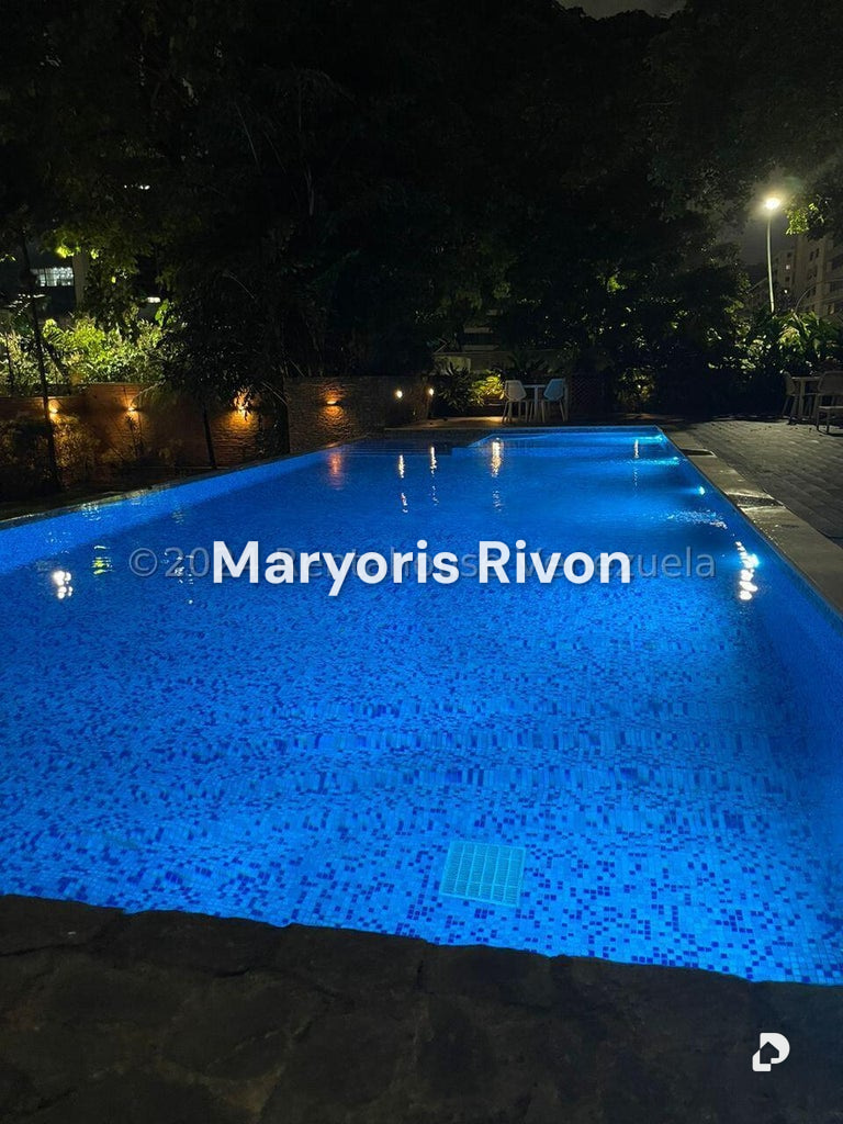Apartamento en Campo Alegre, Caracas – 25