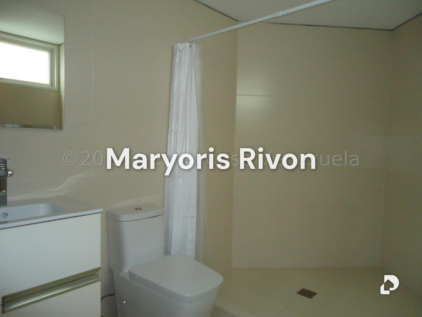 Apartamento en Campo Alegre, Caracas – 23