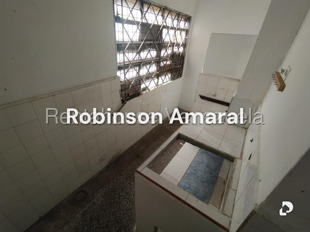 Local comercial en Prado de María, Caracas – 14