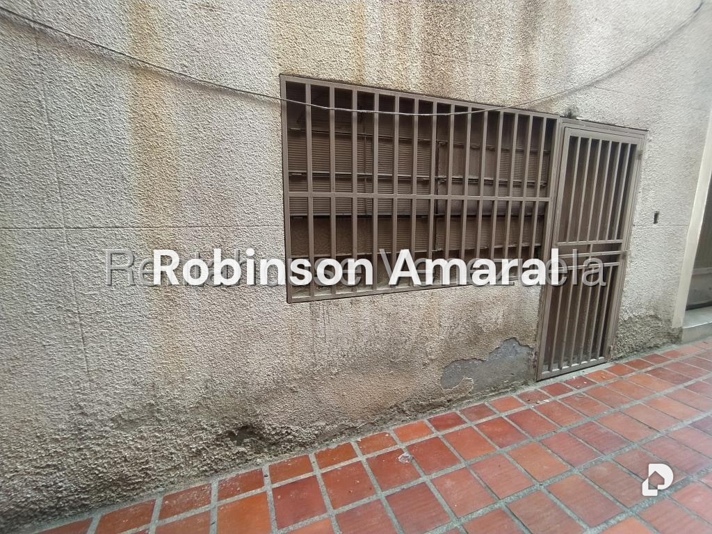 Local comercial en Prado de María, Caracas – 11