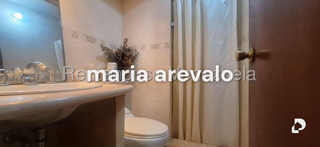 Apartamento en La Rosaleda, San Antonio de Los Altos – 9