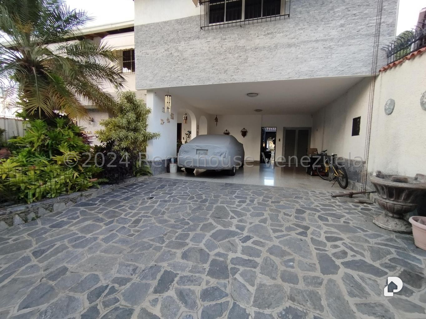 Casa en Macaracuay, Caracas – 11