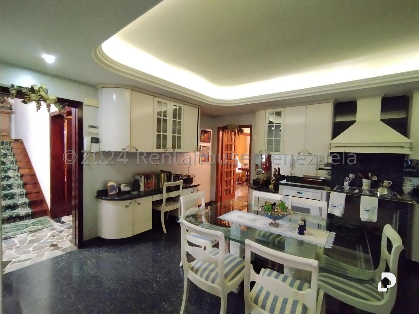 Casa en Macaracuay, Caracas – 14