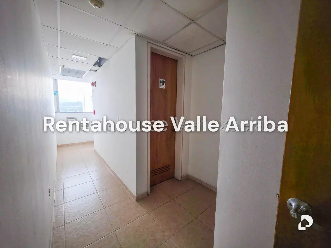 Office in Los Dos Caminos, Caracas – 21