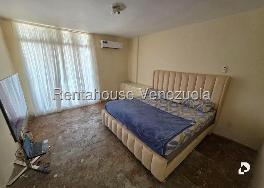 Casa en Macaracuay, Caracas – 11