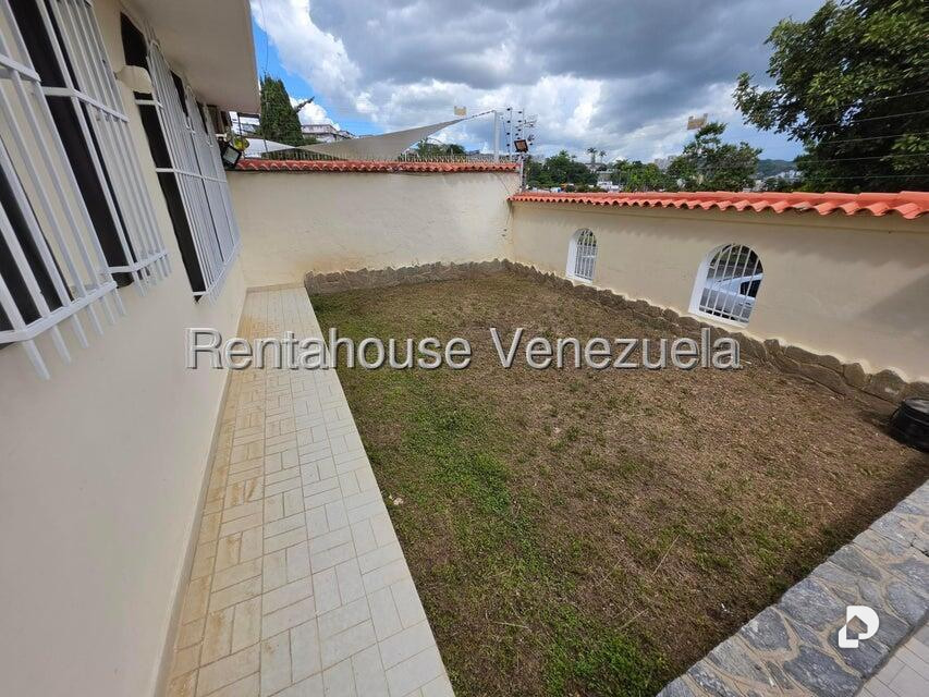 Casa en Macaracuay, Caracas – 30