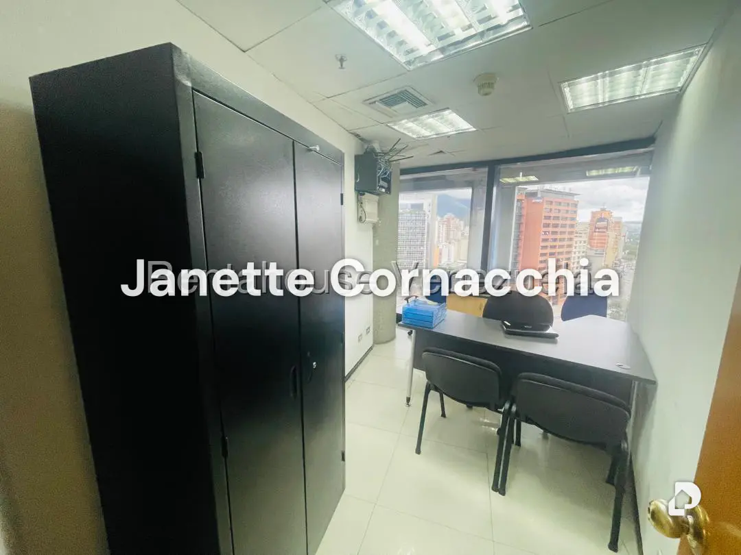 Oficina en El Rosal, Caracas – 13