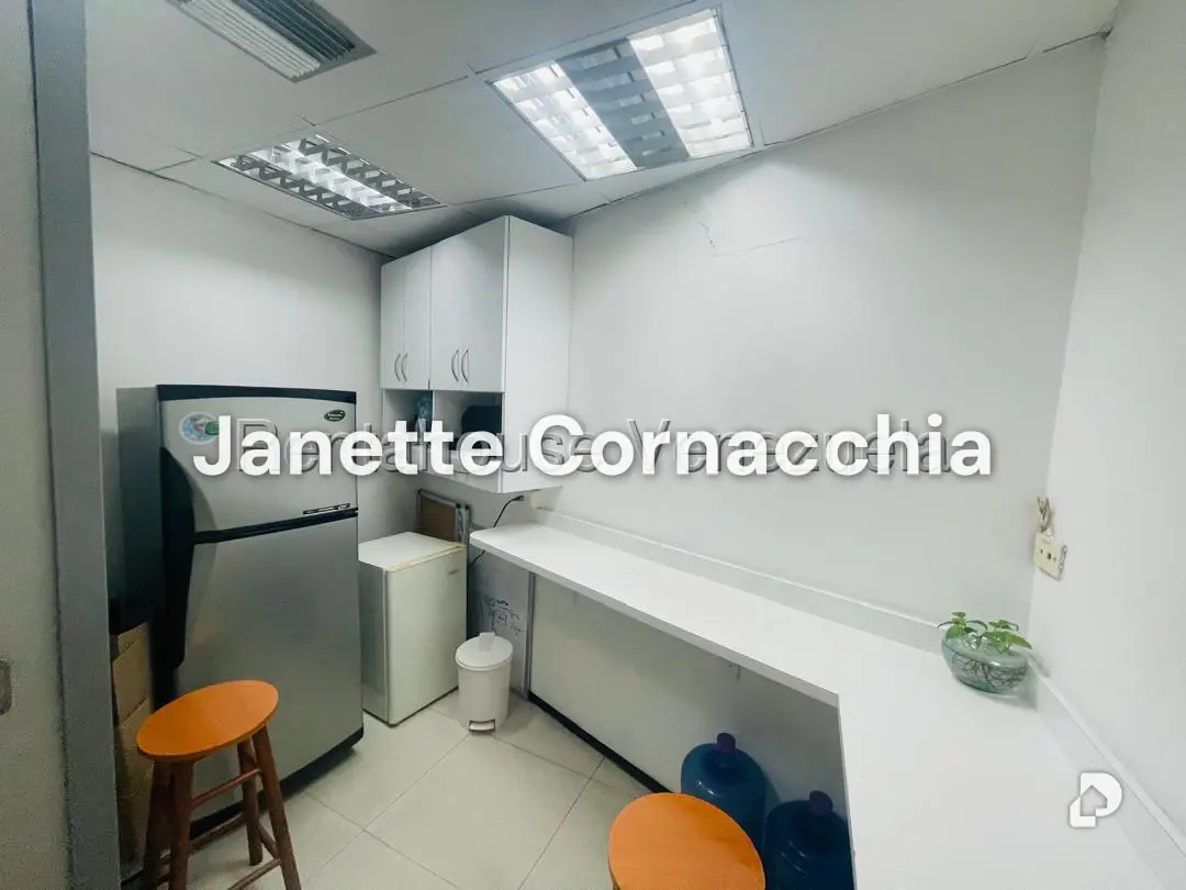 Oficina en El Rosal, Caracas – 15