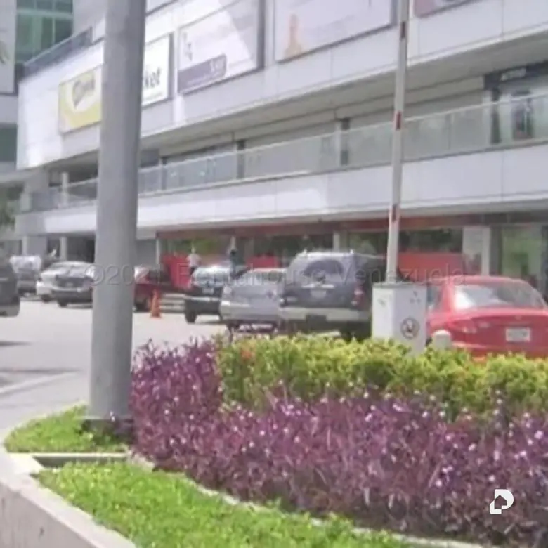 Local comercial en Vega Arriba, Guatire – 2