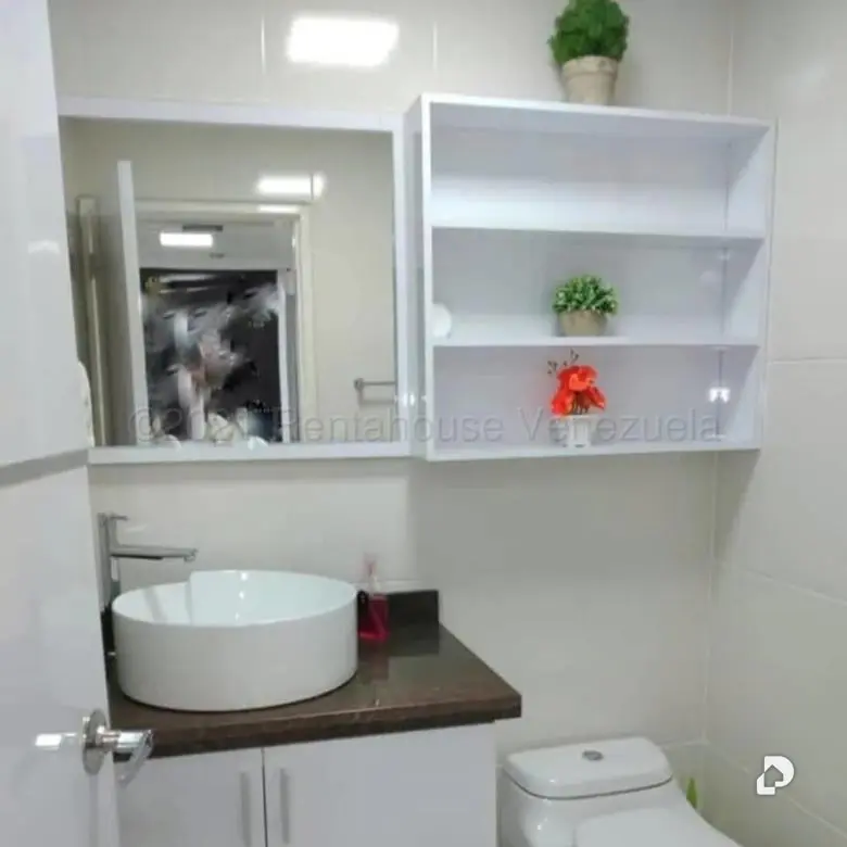 Local comercial en Vega Arriba, Guatire – 5