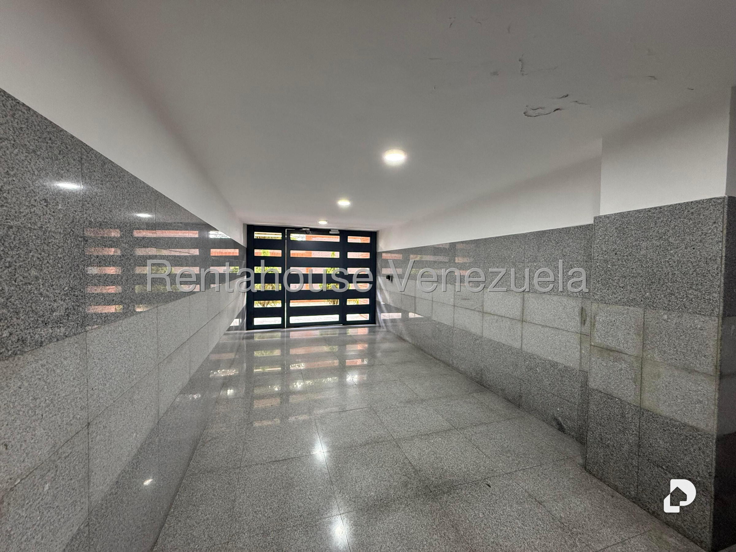 Apartamento en Colinas de La Tahona, Caracas – 24