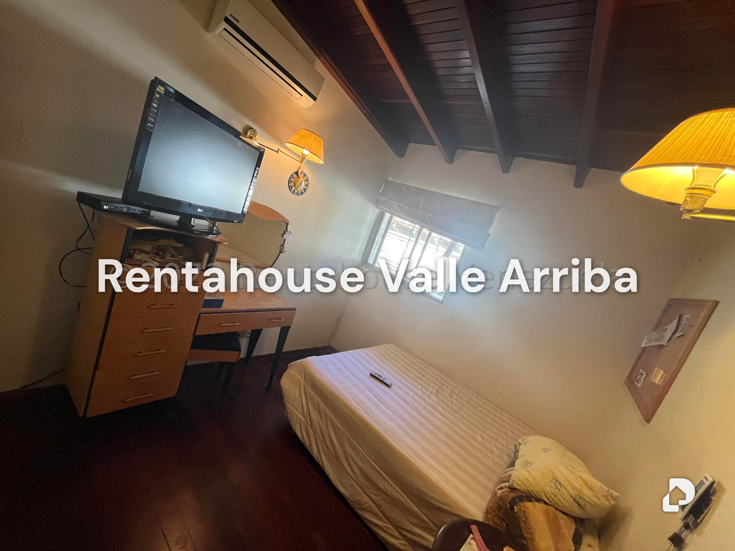 Casa en El Hatillo, Caracas – 30