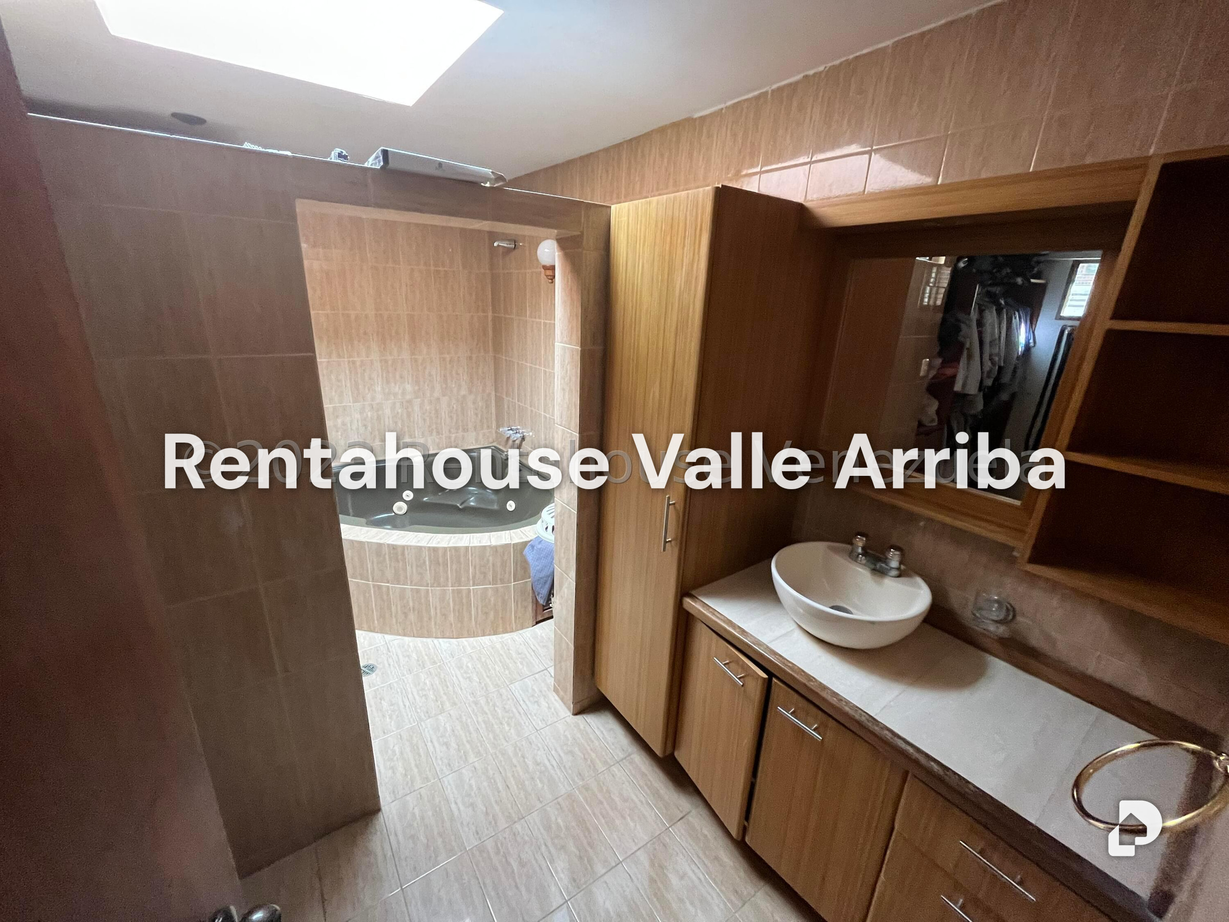 Casa en El Hatillo, Caracas – 23