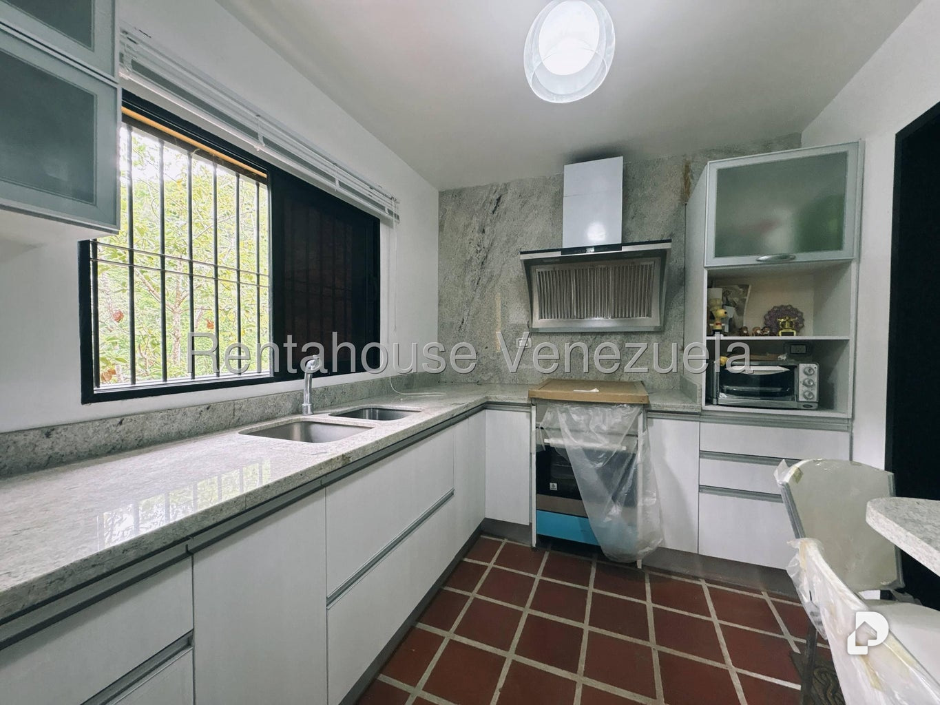 Casa en El Hatillo, Caracas – 13